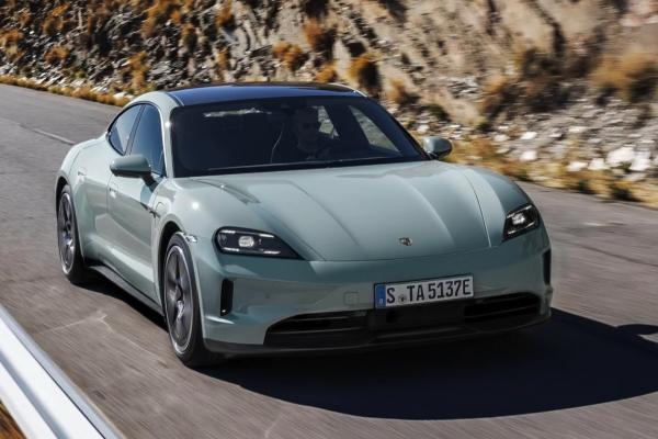 Porsche Taycan Turbo Porsche Taycan Turbo image
