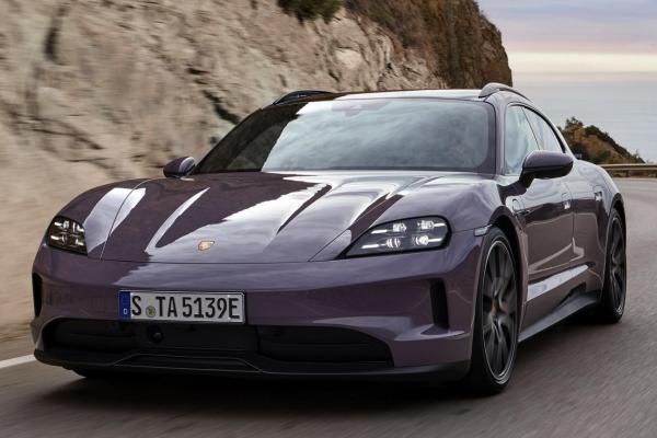 Porsche Taycan 4S Sport Turismo image