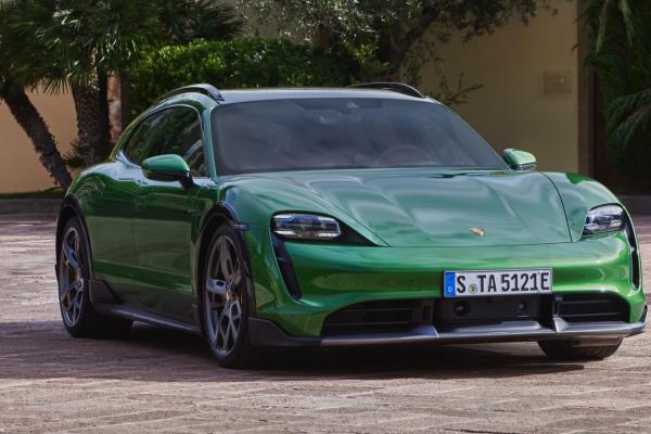 Porsche Taycan Turbo S Cross Turismo image
