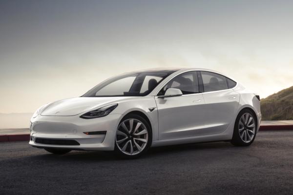Tesla Model 3 Long Range Dual Motor image
