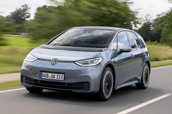 Over one million purely electric cars now on German roads image