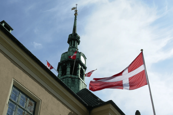 Denmark: BEVs Take Over in 2024 with 51.5% market share image